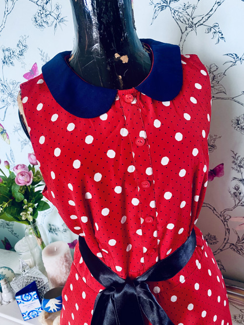 Šaty retro dots — foto 2