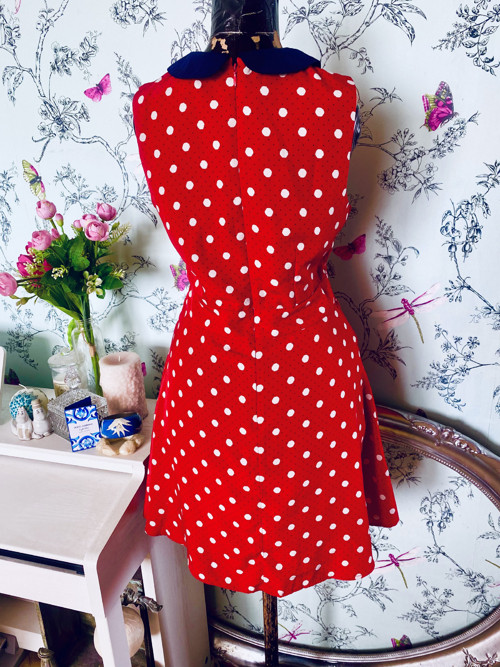 Šaty retro dots — foto 5