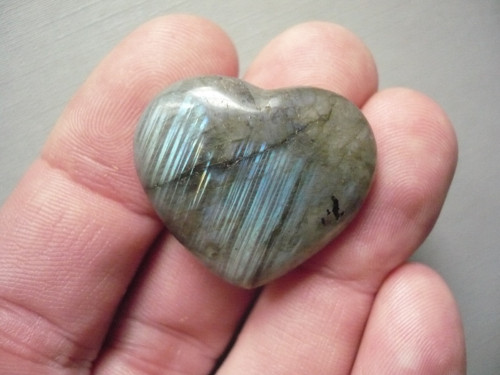 Ploché srdíčko - labradorit 29 mm, č.29f — foto 4