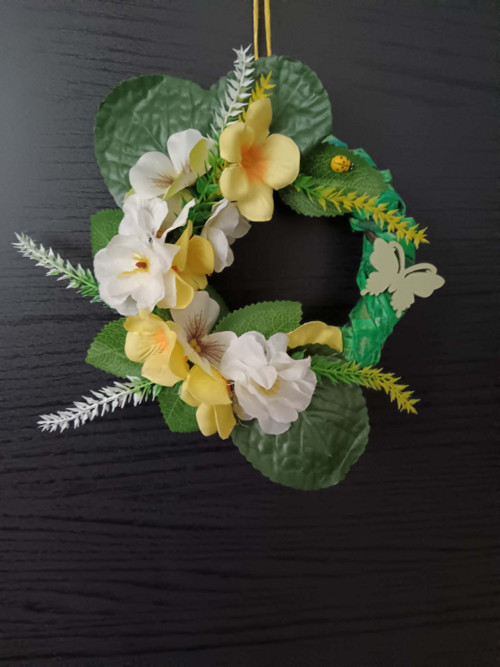 Malý věneček jarní 15cm — foto 2