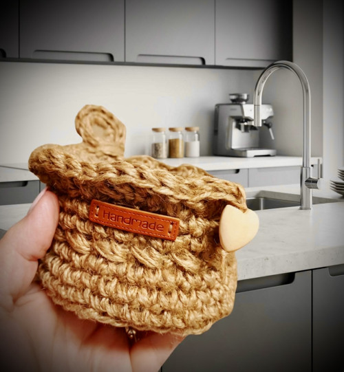 Háčkovaný jutový košíček-Boho organizér — foto 4