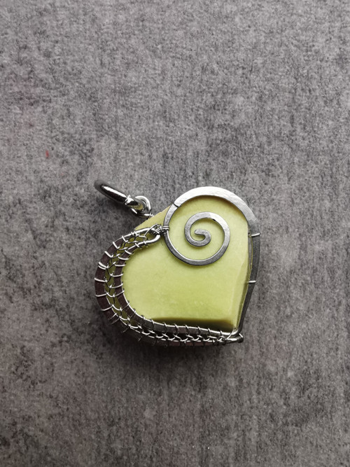 Kiwi opál - srdíčko, chirurgická ocel — foto 3