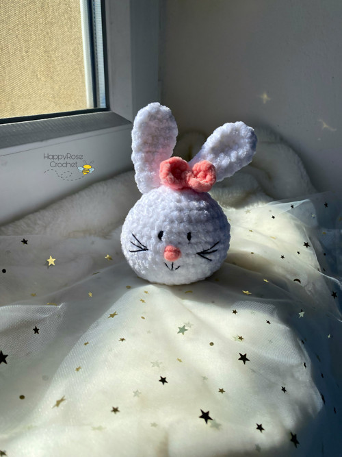 Měkoučký háčkovaný králíček — foto 2