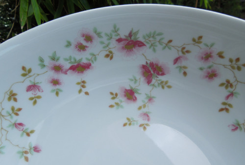 Porcelánová značená mísa — foto 4