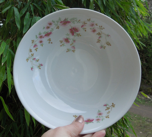 Porcelánová značená mísa — foto 2