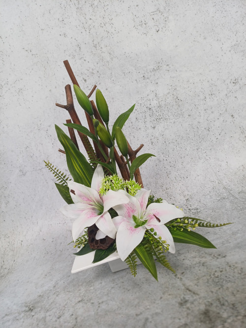 Ikebana s liliemi — foto 6