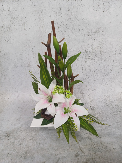 Ikebana s liliemi — foto 3
