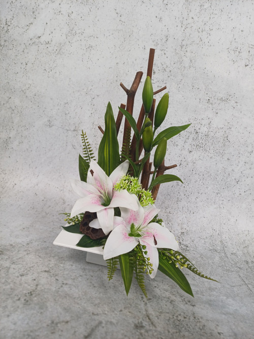 Ikebana s liliemi — foto 5