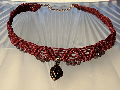 Macramé - drhaný náhrdelník — foto 2