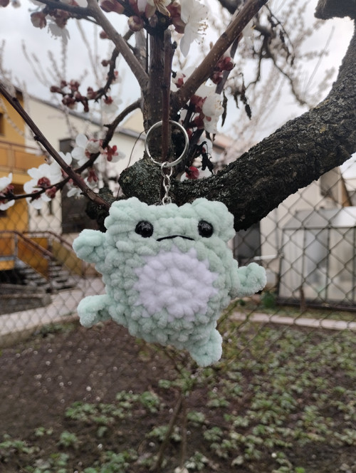 2 packy háčkovaných žabiček — foto 2