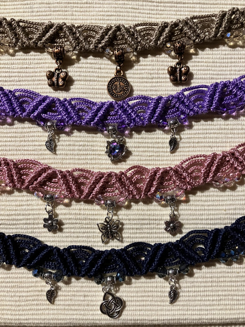 Macramé - drhaný náhrdelník — foto 3
