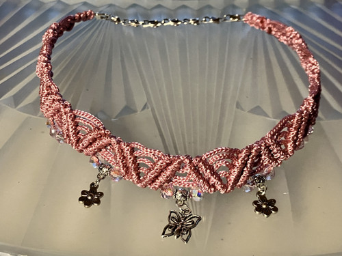 Macramé - drhaný náhrdelník — foto 2