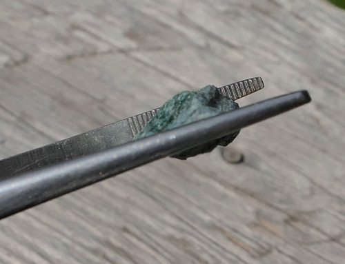 Surový fuchsit (22 mm) V3478 — foto 2