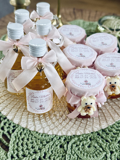 Dárek pro hosty křtiny – medíky se jménem a datem — foto 5