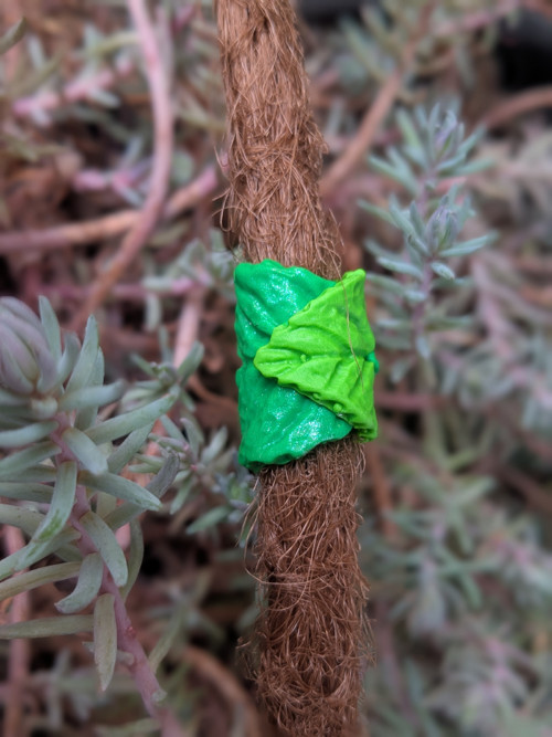 Lístky v objetí - prodáno jinde — foto 3