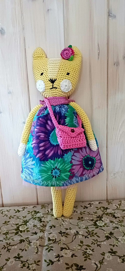 Háčkované zvířátko - žlutá kočička — foto 3