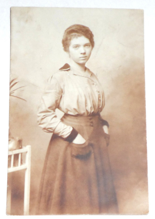 ČB FOTOGRAFIE, dívka — foto 2