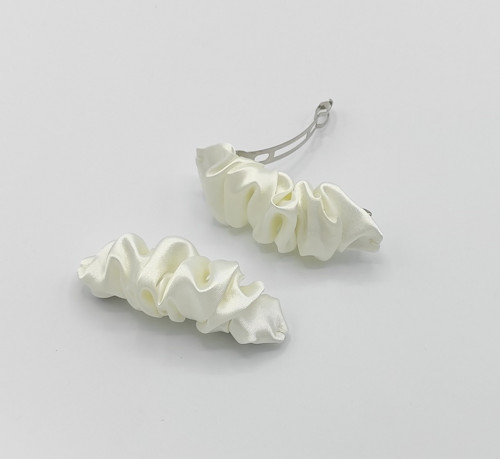 Spona do vlasů scrunchie smetanová 8 cm — foto 2