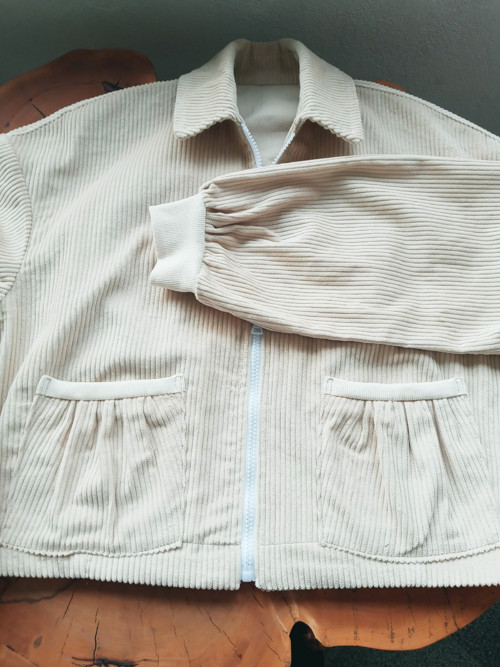 Menčestrová prechodná bunda strih oversized — foto 3