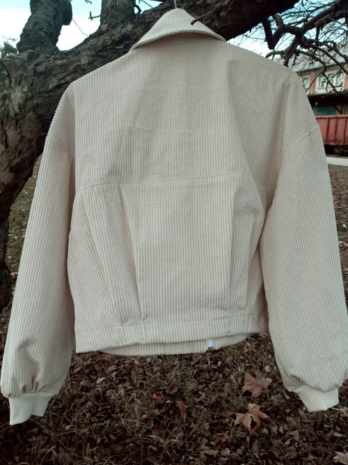 Menčestrová prechodná bunda strih oversized — foto 2