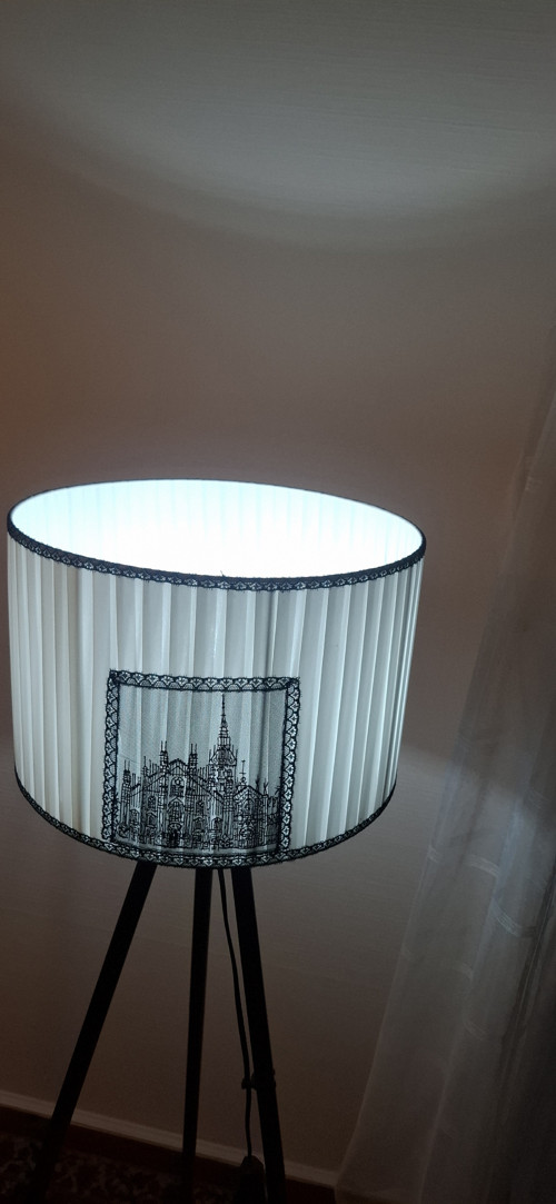 Stínidlo na lampu- Černobílá elegance — foto 2