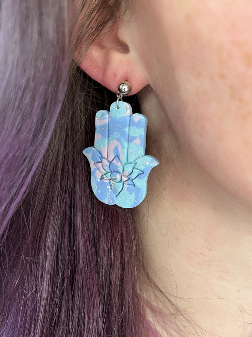 Náušnice Hamsa pastelové — foto 3