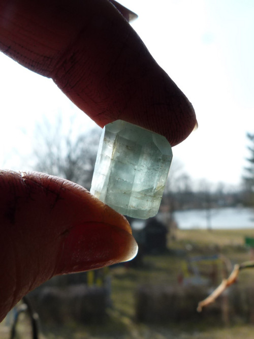 Akvamarín krystal - 1,3 cm — foto 6