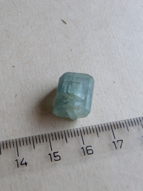 Akvamarín krystal - 1,3 cm — foto 5