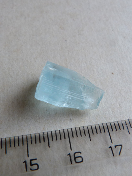 Akvamarín krystal - 1,7 cm — foto 3