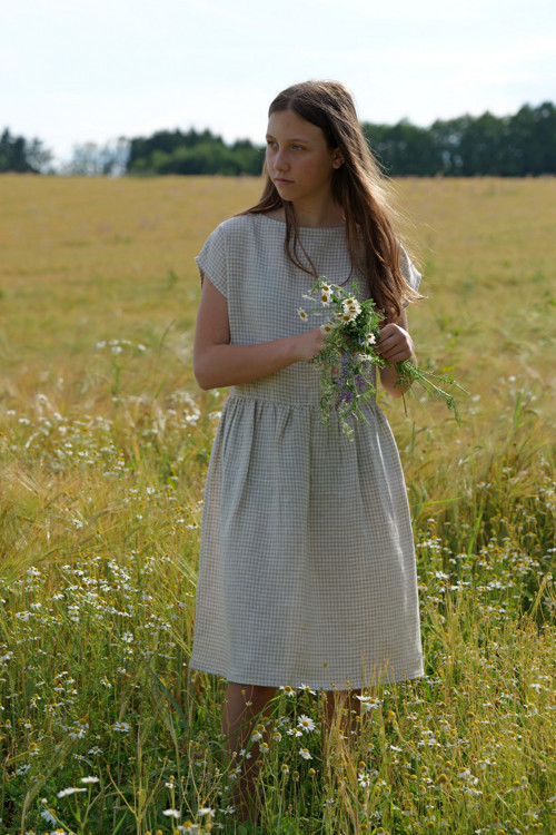 Lněné šaty — foto 2