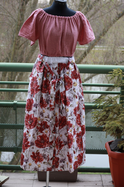 Midi sukně s propínáním — foto 5
