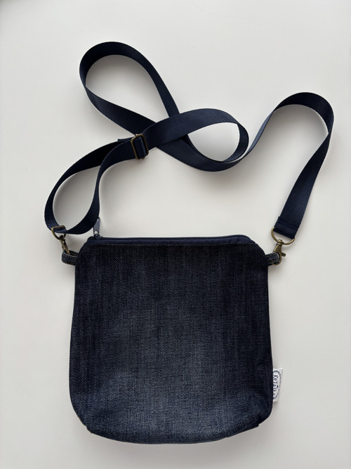 Crossbody taštička riflová — foto 2