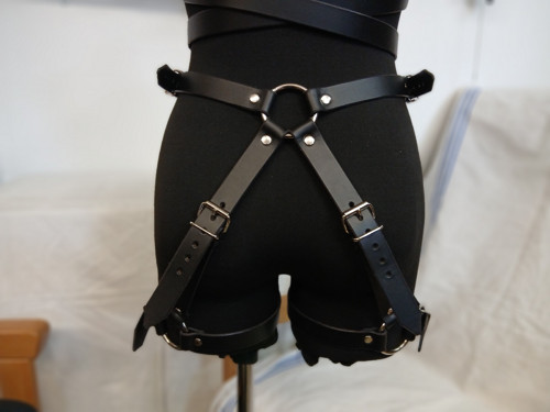 BDSM postroj spodní dámský — foto 2
