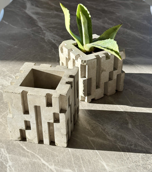 Betonový květináč — foto 2