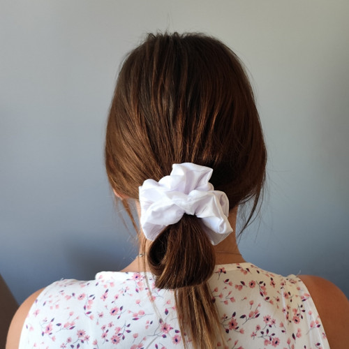 Scrunchie gumička bílá L - klasik — foto 4