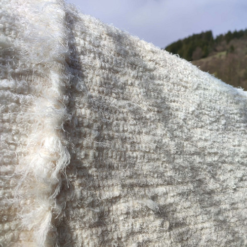 Bílé peříčkové tkané — foto 2