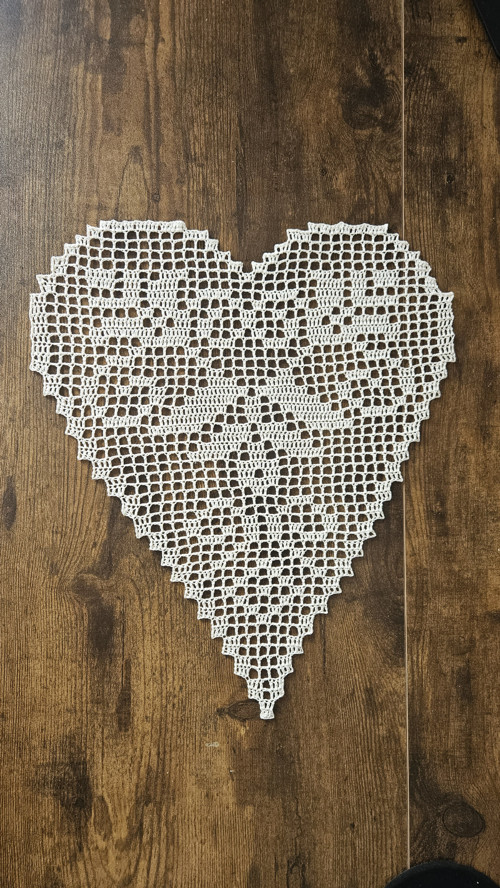 Velké háčkované srdce, 33x38 cm — foto 2