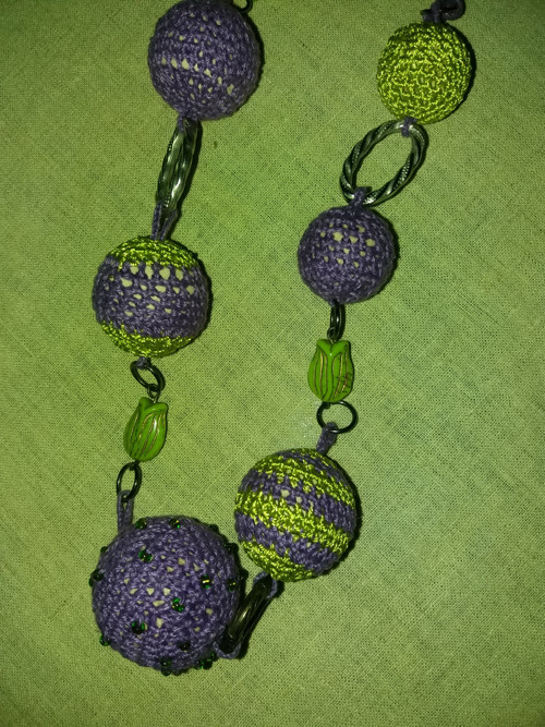 Originální extravagantní korále — foto 2