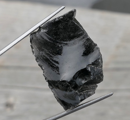 Surový obsidián černý V3719 — foto 3