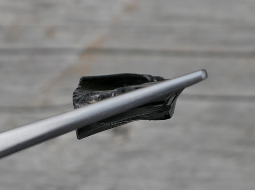 Surový obsidián černý V3728 — foto 2
