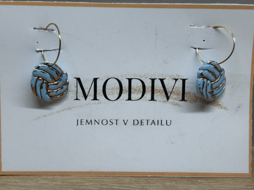 Polymerové náušnice - modrozlatý uzel — foto 2