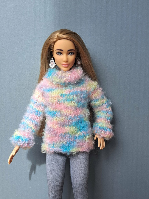 Fluffy - svetřík pro Barbie — foto 2