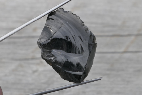 Surový obsidián černý V3737 — foto 3