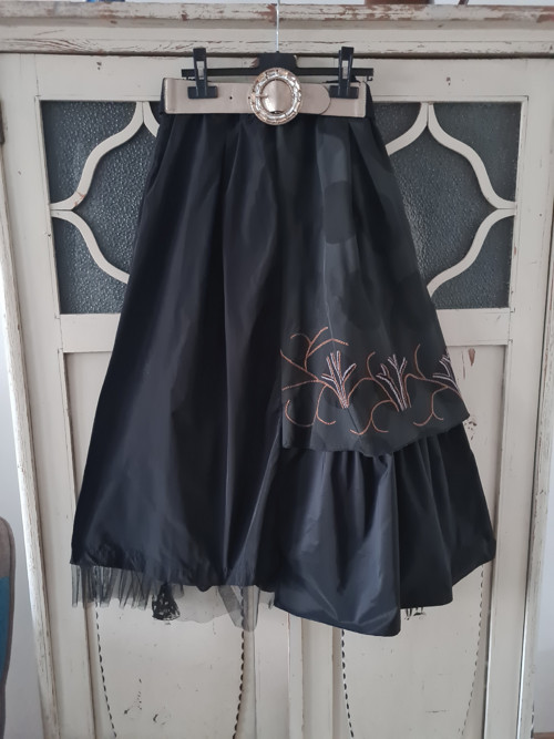 Boho vyšívaná sukně, nová, kapsy, M/L — foto 4