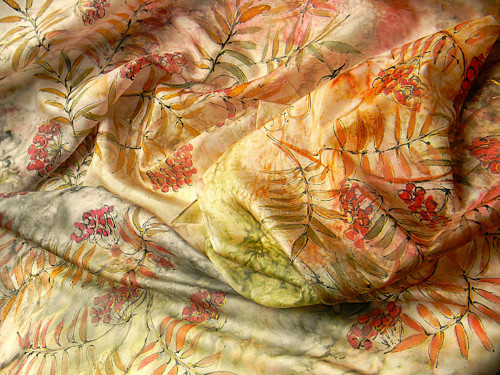 Jeřabiny /hedvábná šála 45 x 180 cm/ — foto 2