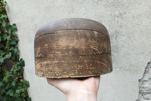 Dřevěná modistická forma na klobouky — foto 2