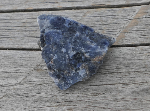 Surový sodalit V3771 — foto 3