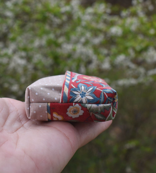 "Kapesníkovník" - Morris a tulipánky — foto 4