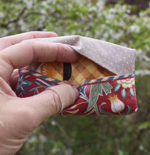 "Kapesníkovník" - Morris a tulipánky — foto 5