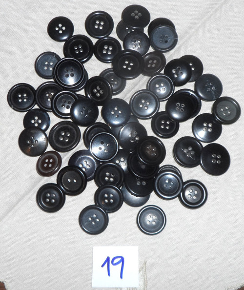 55x KNOFLÍKY — foto 2